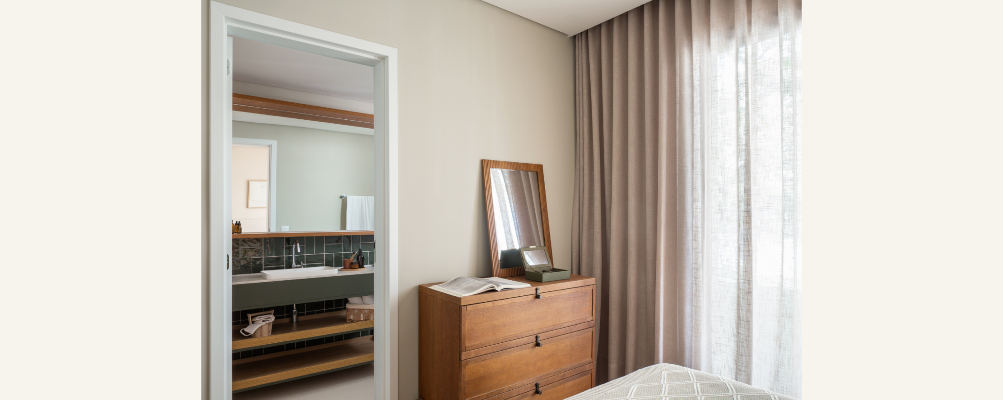 Suíte com varanda (114m) (2)